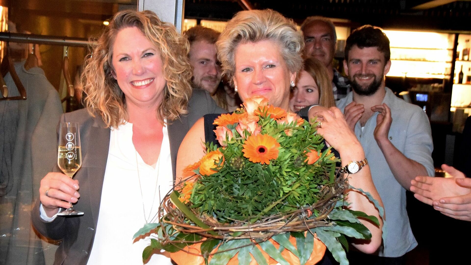 Landratswahl 2017 designierte Landrätin Bettina Dickes mit Erika Breckheimer